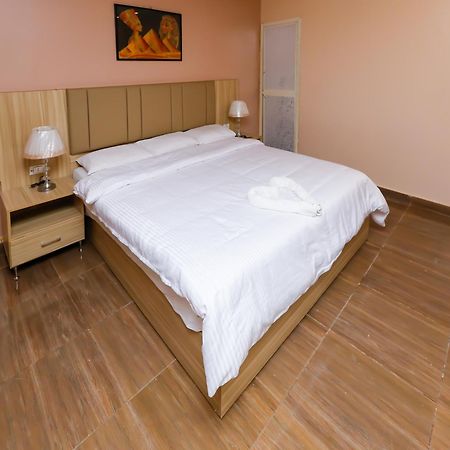 Pyramids Express View Hotel Kafrat al Jabal Екстер'єр фото