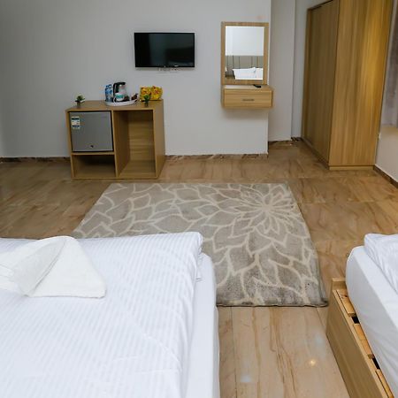 Pyramids Express View Hotel Kafrat al Jabal Екстер'єр фото