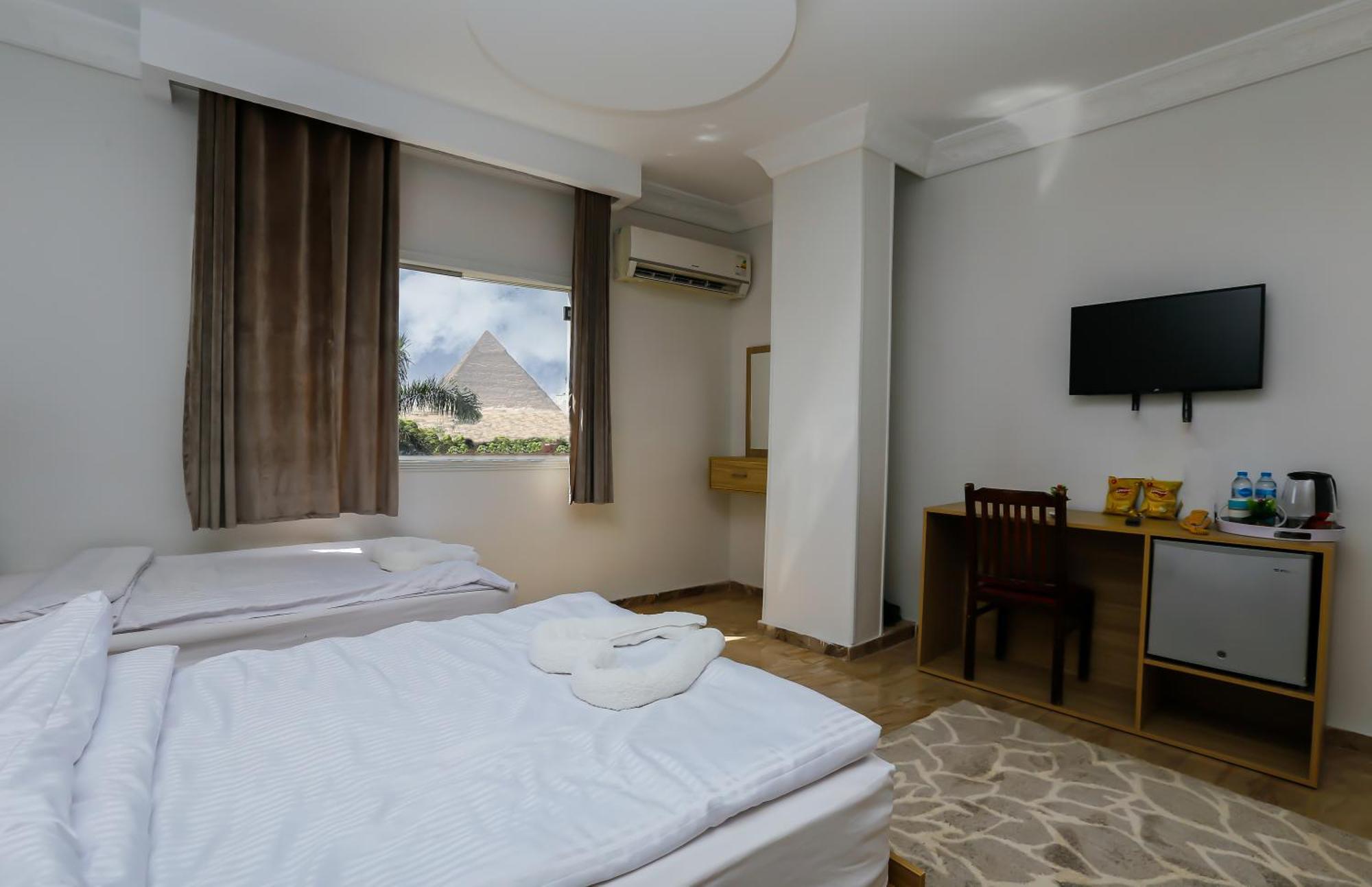 Pyramids Express View Hotel Kafrat al Jabal Екстер'єр фото