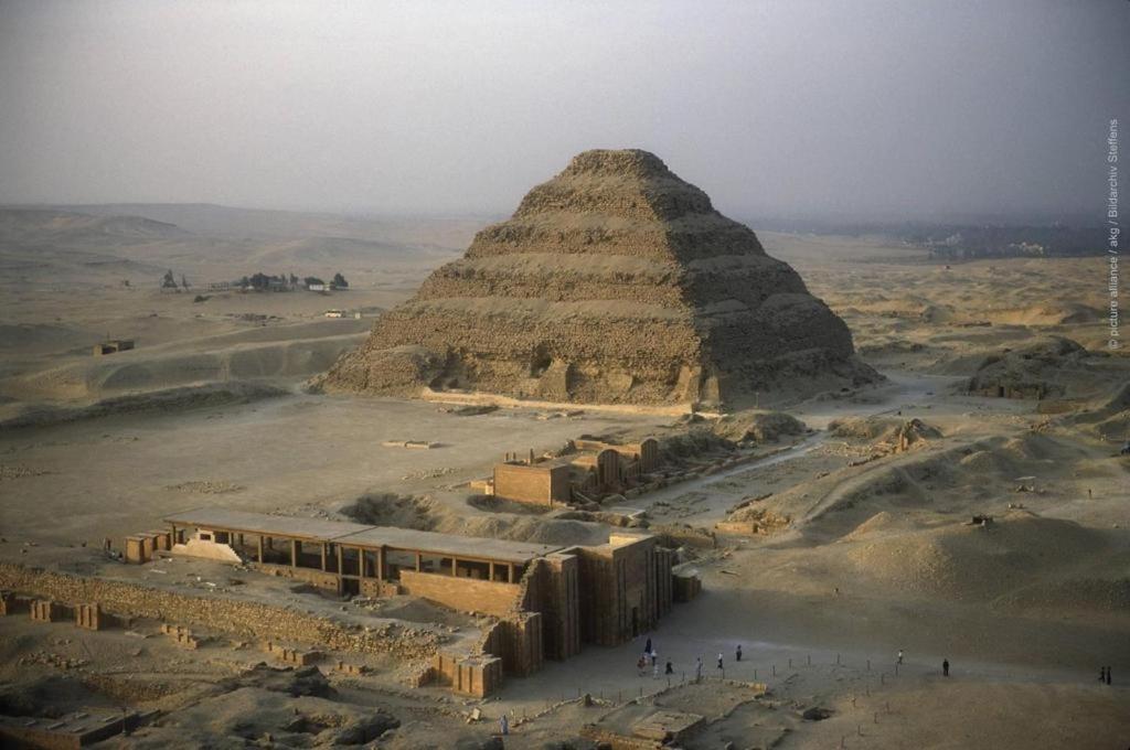 Pyramids Express View Hotel Kafrat al Jabal Екстер'єр фото