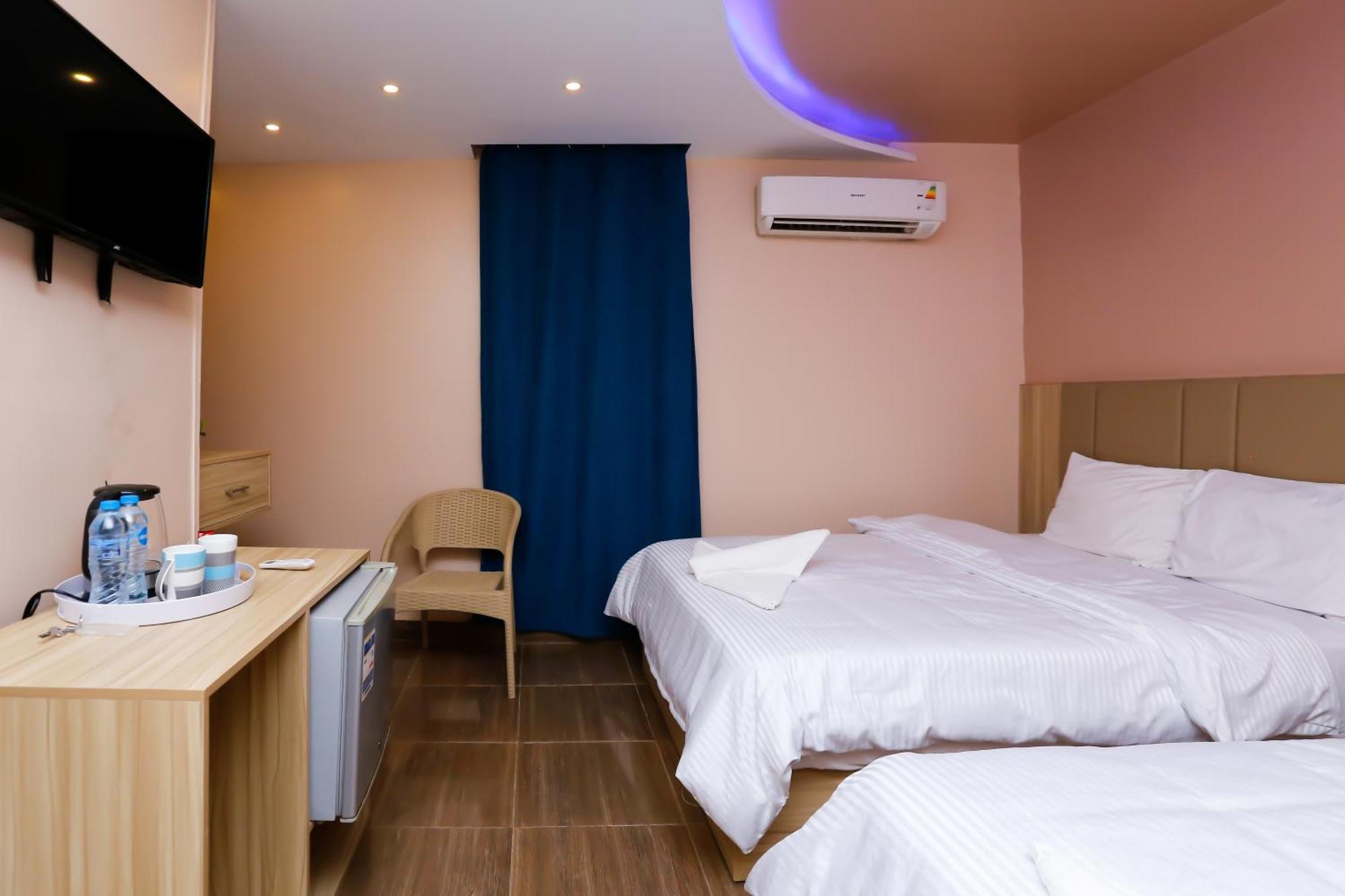 Pyramids Express View Hotel Kafrat al Jabal Екстер'єр фото