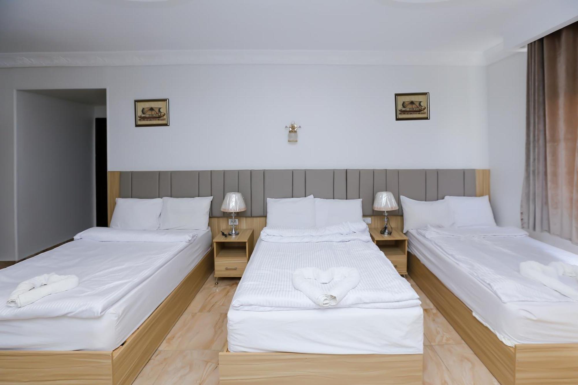 Pyramids Express View Hotel Kafrat al Jabal Екстер'єр фото