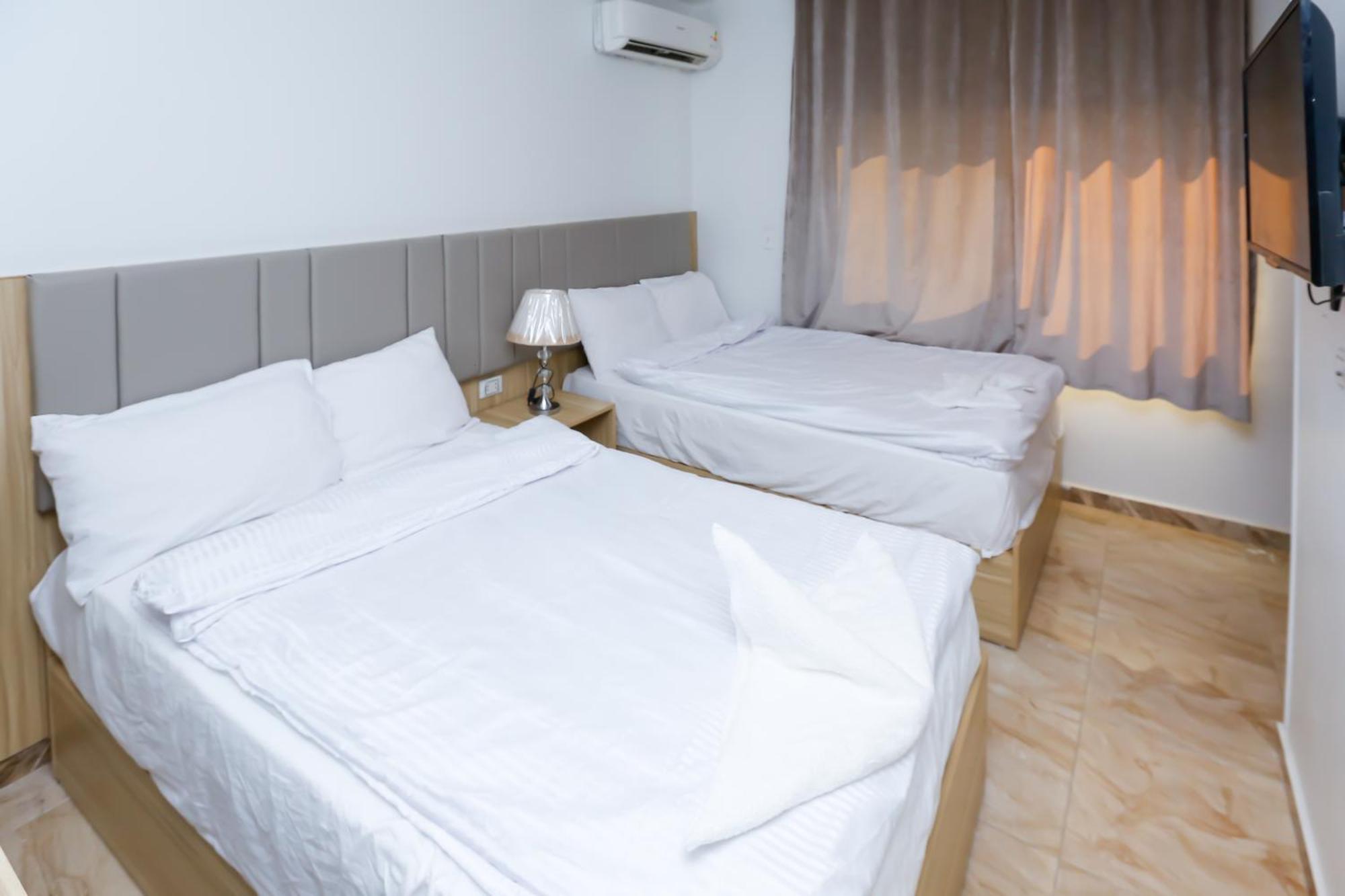 Pyramids Express View Hotel Kafrat al Jabal Екстер'єр фото