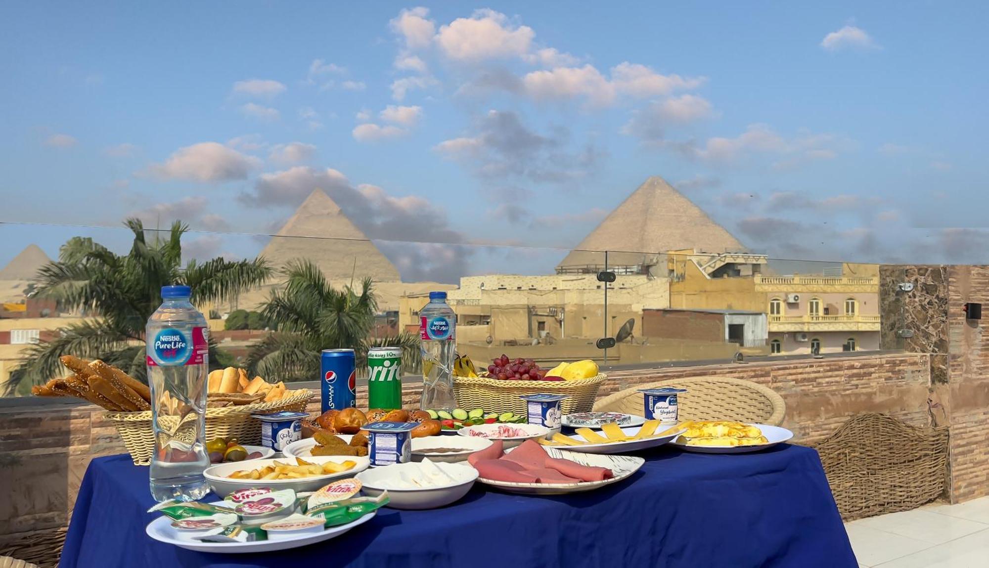 Pyramids Express View Hotel Kafrat al Jabal Екстер'єр фото